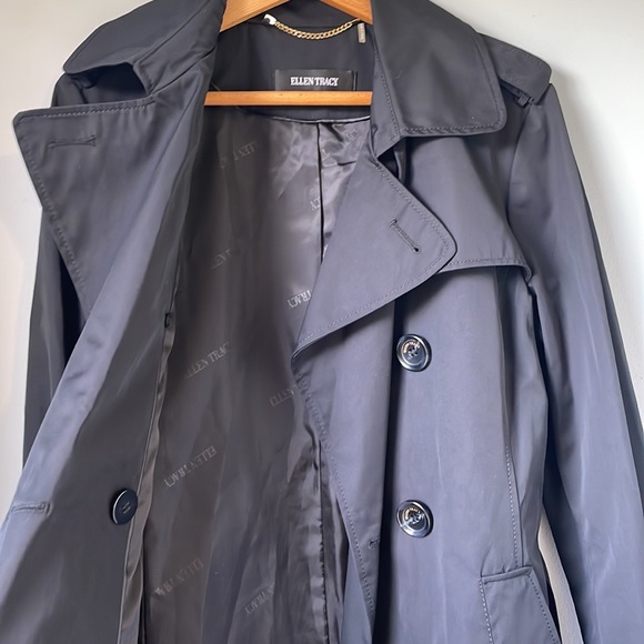 Classic Black Trench Coat - Picture 7 of 8